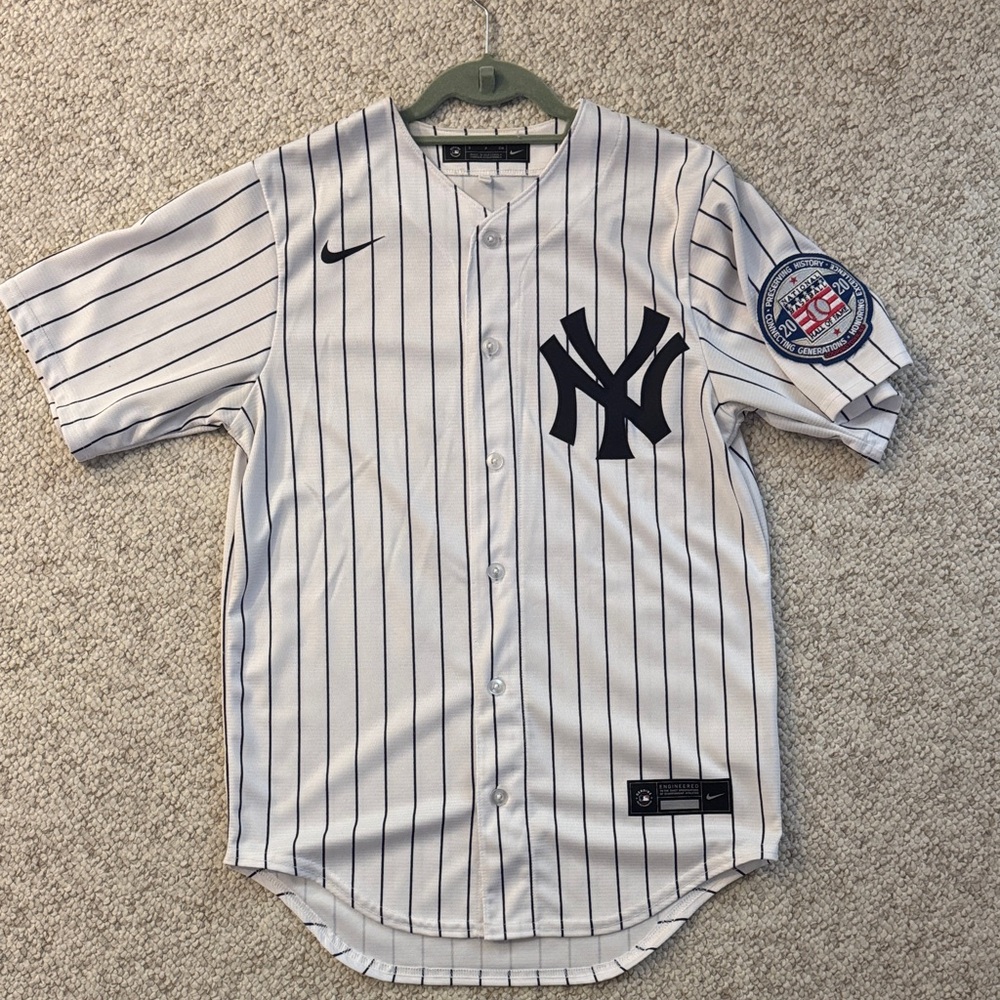 Derek Jeter 2020 Hall of Fame Patch Yankee Jersey